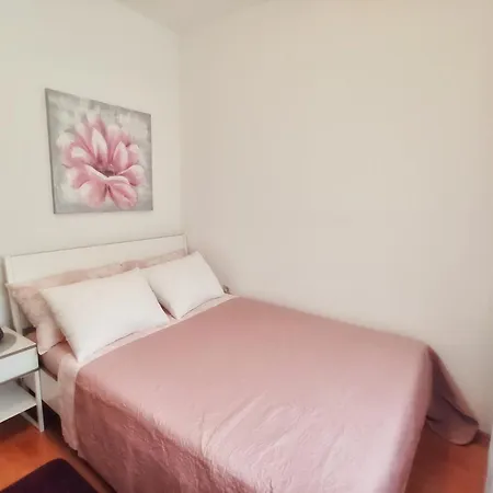 With A Parking Space Smrika, Kraljevica - 15700 *